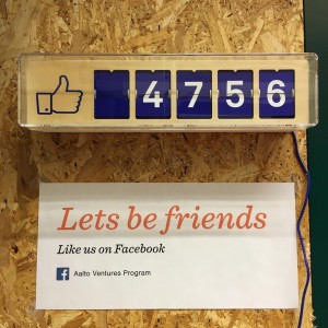 Real Time Facebook Like Counter von Smiirl